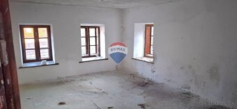 Predaj starý vidiecky dom - 7