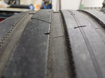 Letne 225/55 ZR17 Nokian Hakka Black 2 + pneuservis - 7