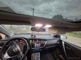 Auris 2013 1.8hybrid - 7