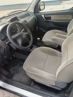 Predám Citroën Berlingo 1.6 16V benzin - 7