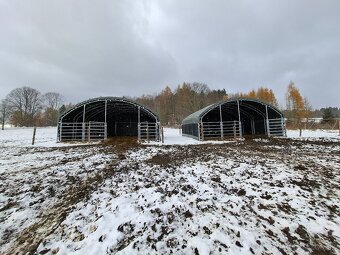 Prístrešok pre zvierata 10x10 m - 7