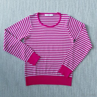 Balík pulóvrov za 7€ Mango, H&M a iné - 7