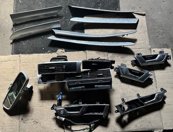Vsetko komplet za 100e Audi A6 C6 - 7