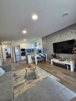 Jedinečná ponuka Moderná novostavba v obľúbenej obci Kráľ - 7