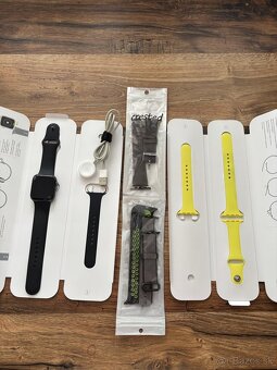 Apple Watch Series 4 (44 mm) - 7
