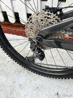 Trek slash 9.8 xt, 2022, xl, po servisu - 7