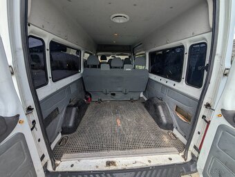 Predám Ford Transit 2.2 TDCi 92kW Trend L2H2, 9-miestny - 7