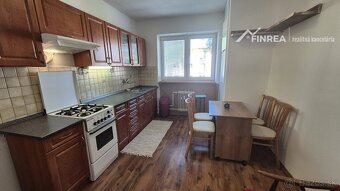 Rent an apartment in Martin - 7