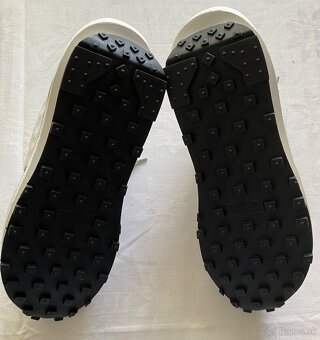 Botasky NIKE - 7