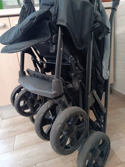 Predám multifunkčný kočík pre dvojičky - 7