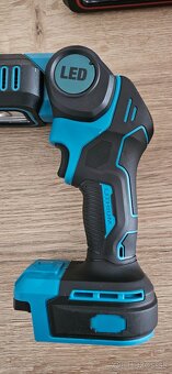 Led svetlo na batérie Dewalt, Makita, Milwaukee 18V - 7