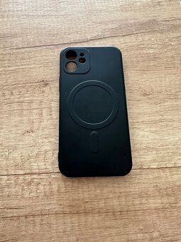 iPhone 12, 64gb, červený - 7