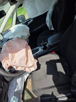 Ford S-max MK2 2,0tdci ecoblue 110kw 2018 - 7