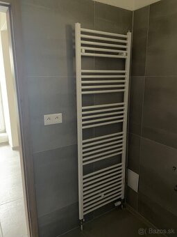 ZNÍŽENÁ CENA - garsónka v centre Nitry s balkónom a pivnicou - 7