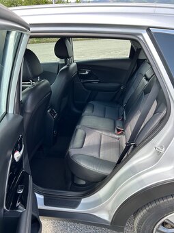 KIA Niro 1.6 GDi Hybrid Gold A/T - 7