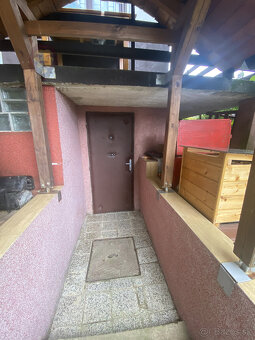 Znížená cena Na predaj - Chata Ilava – 369 m², krásny výhľad - 7