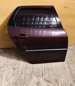 Peugeot 407 SW 4 dvere (fialové) - 7