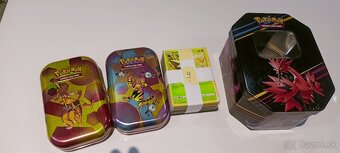 Pokémon sety - karty + plechovky - 7