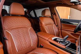BMW 750Li xDrive M-Sport INDIVIDUAL + odpočet DPH - 7