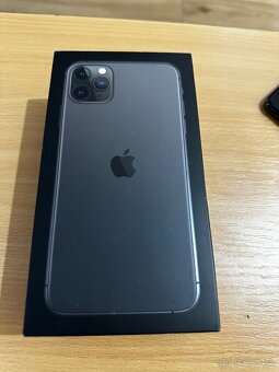 iPhone 11 Pro Max Space Gray - 7