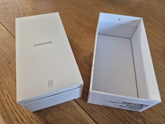 Samsung Galaxy S20 FE - 7