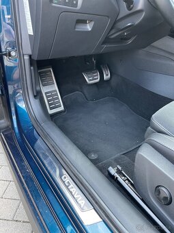 Predám auto značky Škoda Octavia Combi 2.0 TDI Scout 4x4 DSG - 7