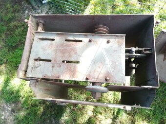 Oceľová konštrukcia na stolovú pílu - 7