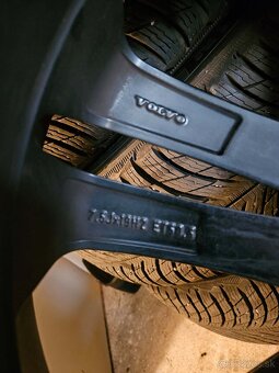Originál zimná sada Volvo XC60 235/55R19 - 7