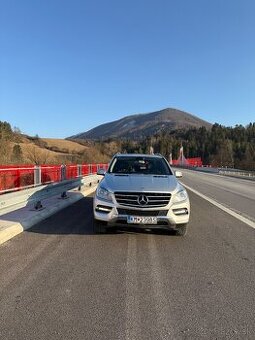 Predám / Vymením Mercedes ML 350 - 7