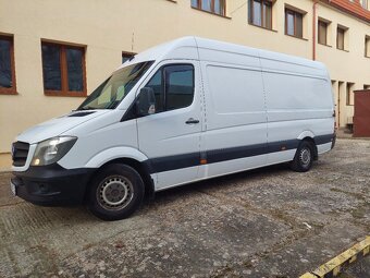 Mercedes Benz Sprinter - 7