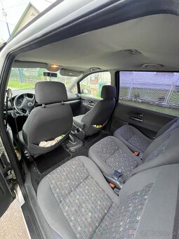 VW Sharan - 7