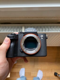 Sony A7 III +Sigma 16–28mm f/2.8+Sony FE 50mm+Zhiyun Crane 2 - 7