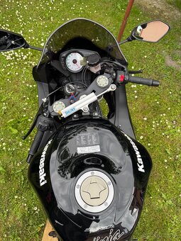 Kawasaki zx6r ninja - 7