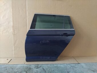 dvere VW Passat B8 - LH5X - 7
