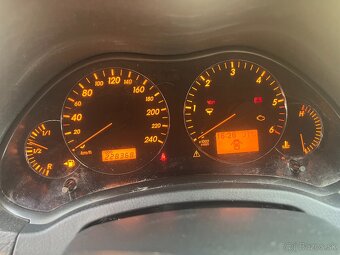 Predám Toyota Avensis 2.0 D-4D - spoľahlivý sedan na predaj - 7