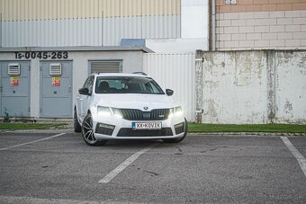 Škoda Octavia Combi 2.0 TDI RS DSG 4x4 - 7