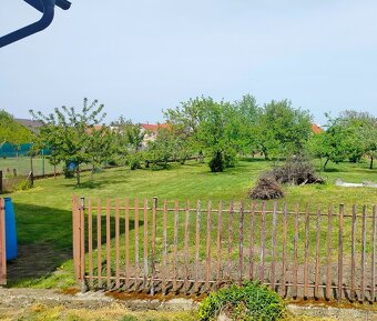 Predám starší rodinný dom s prístavbou – 646 m² pozemok - 7