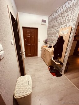 2-IZBOVÝ BYT S BALKÓNOM NA PRENÁJOM - 7