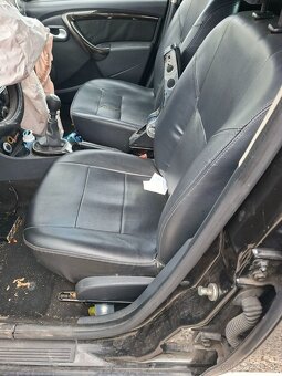 Rozpredám Dacia Duster 1.5Dci 81kw 4x4 - 7