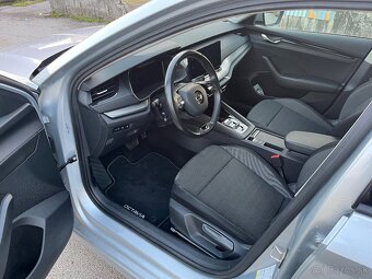 Škoda Octavia Combi 2.0TDI DSG - 7