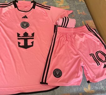 dres messi - 7