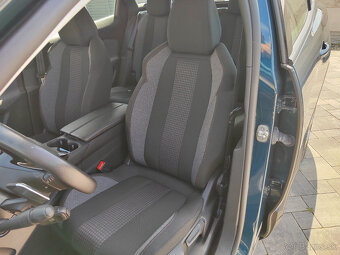 Peugeot 3008 1.5 Blue HDi 130k Active Pack A/T 8 - 7