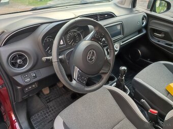 Toyota Yaris - 7