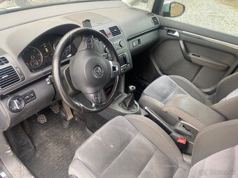 Volkswagen Touran 2.0TDI 103kw Bi-Xenon,Navi - 7
