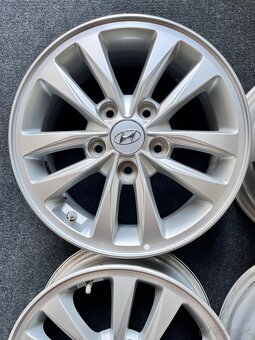 5x114,3 R15 Originál alu Hyundai i30 + senzory tlaku - 7