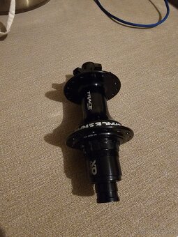Canyon, cube, mondraker, specialized - 7