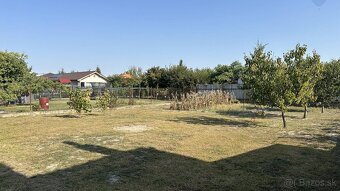 PREDAJ: 3IZBOVÝ RODINNÝ DOM, GABČÍKOVO - 7