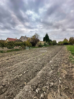 Stavebný pozemok 4702 m² v obci Trstice, Galanta - 7