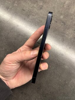 Predam Iphone 12 64gb nahradne diely - 7