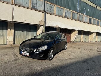 Volvo V60 Combi 1.6 Diesel – ročník 2013 - 7
